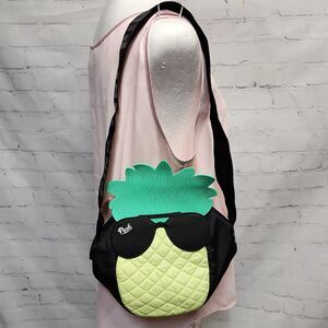Victoria's Secret PINK limited-edition pineapple-themed insulated cooler bag